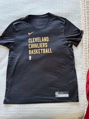 Nike Cleveland Cavs Basketball Black Tee